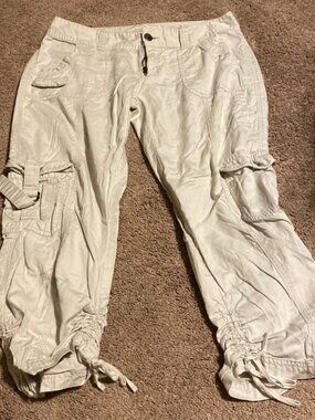 Maurices Cargo Capris